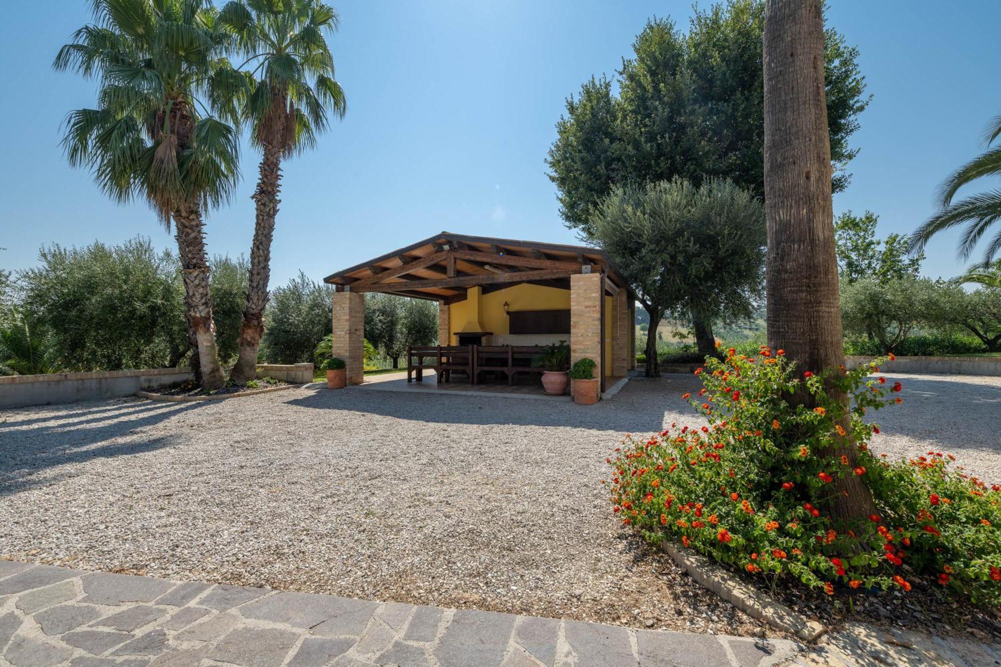 Villa Iulia - Vibra Controguerra Exterior photo